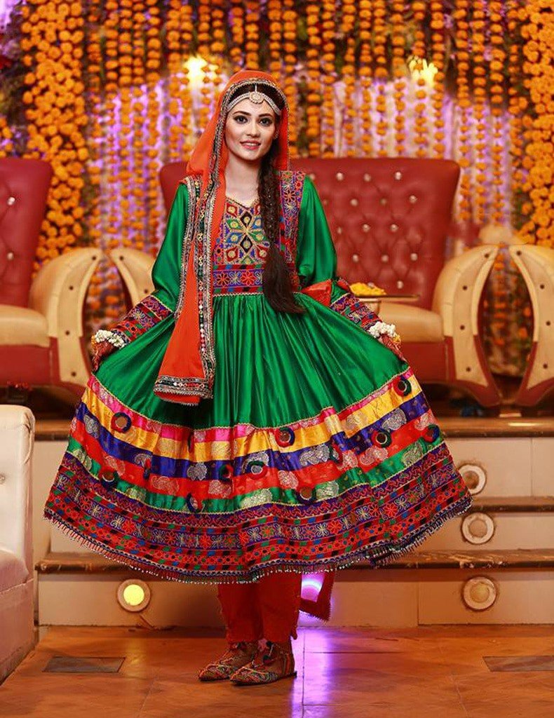 Emerald Mehndi Dress  Seengar com Real Style Never Dies
